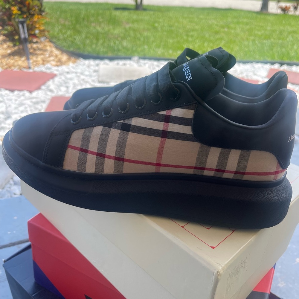 ALEXANDER MCQUEEN | NEW SHOES | COME WITH ORIGINAL BOX SIZE 43 - Picture 5 of 6